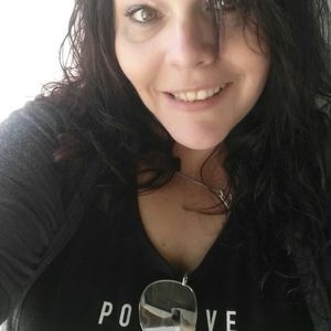 Meet your Posher, Vikki